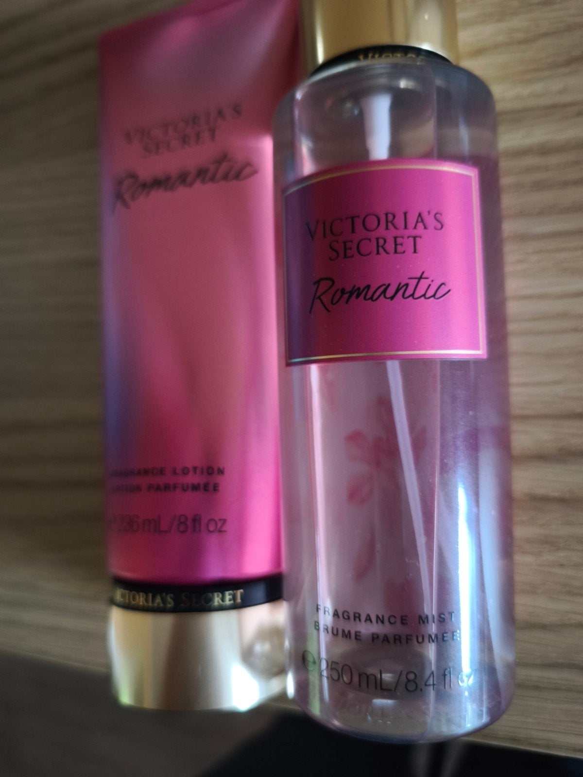 Victoria's Secret Romantic Fragrance Mist & Lotion Set, Ophalen of Verzenden, Nieuw