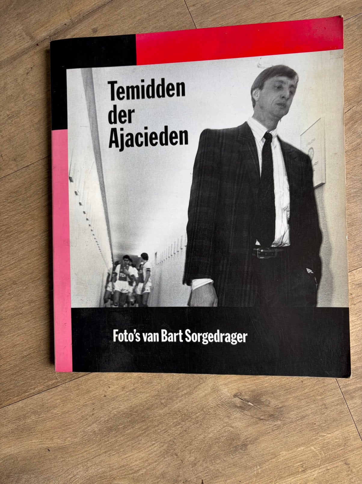 Temidden der Ajacieden, Ophalen of Verzenden, Zo goed als nieuw, Balsport