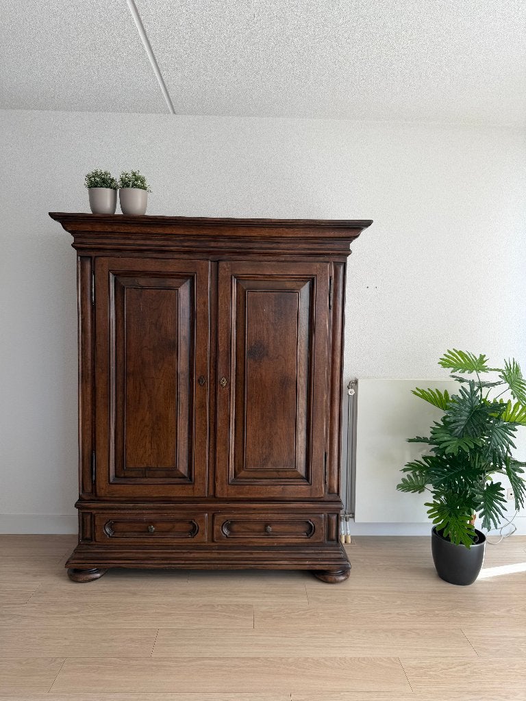 Beautiful Antique Wardrobe with Shelves & Drawers, Huis en Inrichting, Ophalen, Gebruikt, Met lade(s), Antique