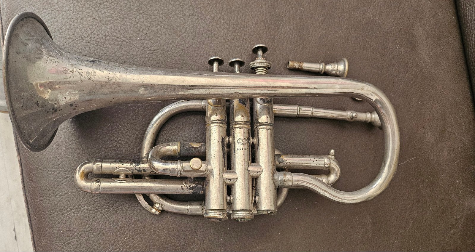 Vintage Trompet met Mondstuk en Hoes - Gebruikt, Muziek en Instrumenten, Blaasinstrumenten | Trompetten, Gebruikt, Bes-trompet