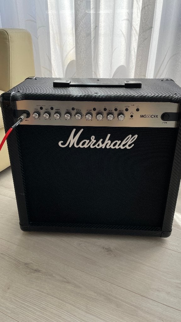 Marshall MG50CFX Gitaarversterker met Footswitch, Ophalen, Zo goed als nieuw, Gitaar, 50 tot 100 watt