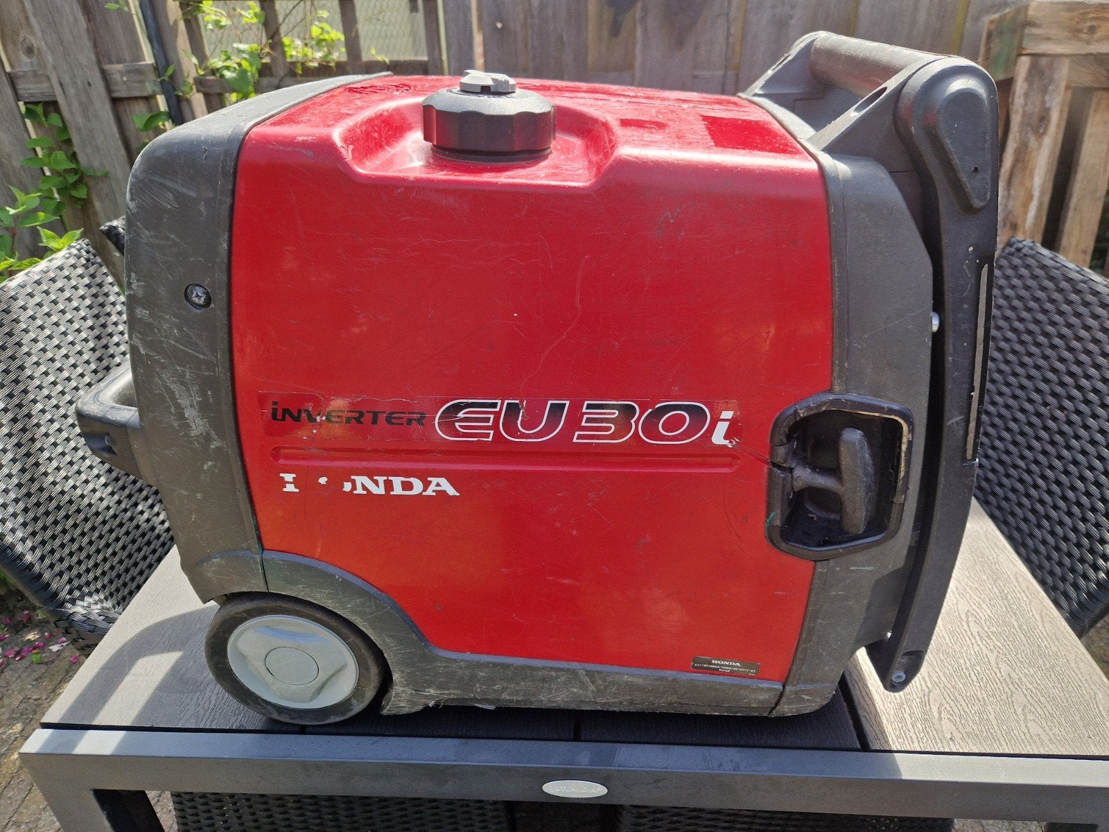 Honda Inverter Aggregaat EU30i met Isolatiebewaking, Ophalen, Minder dan 5 kVA, Benzine