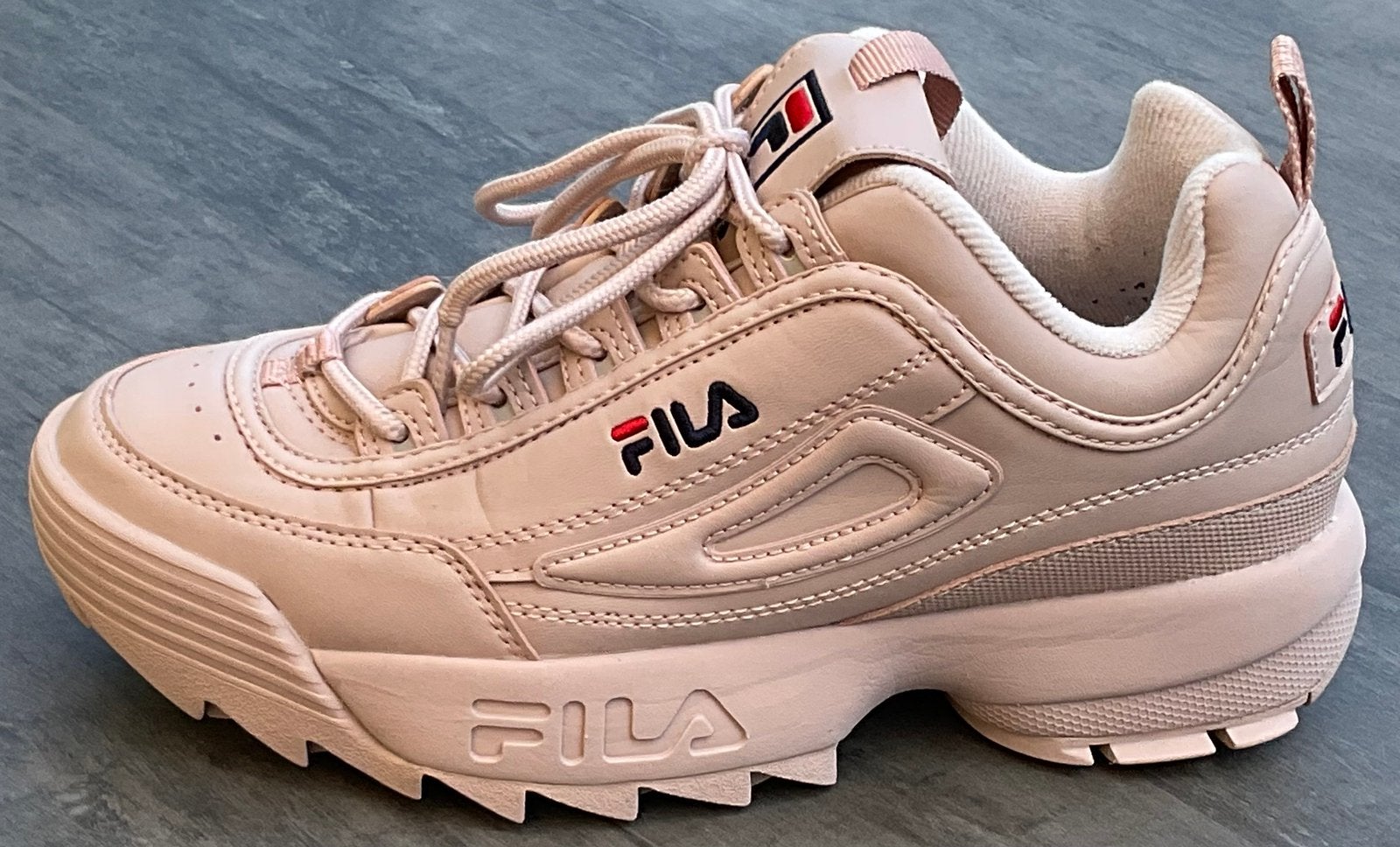 ZGAN Fila.dames sneaker/sportschoen (maat 39, beige/roze), Ophalen of Verzenden, Roze, Fila, Sneakers of Gympen