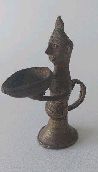 Antieke olielamp 19e eeuw India, Ophalen of Verzenden, Koper