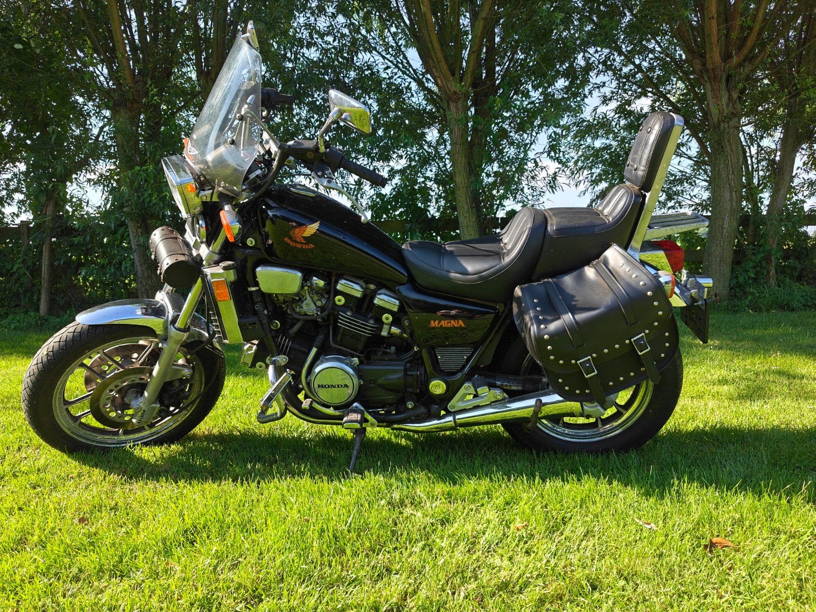 Honda VF 700 C Magna 1984, Cardan-aandrijving, 4 cilinders, Gebruikt, Particulier