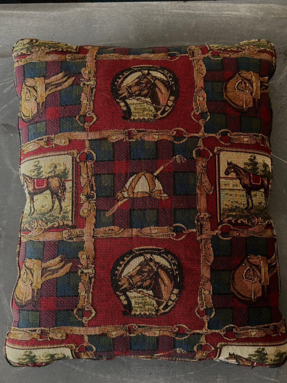 Luxe kussen met mooie paarden gobelin stof 57 x 49, Huis en Inrichting, Ophalen, Vierkant
