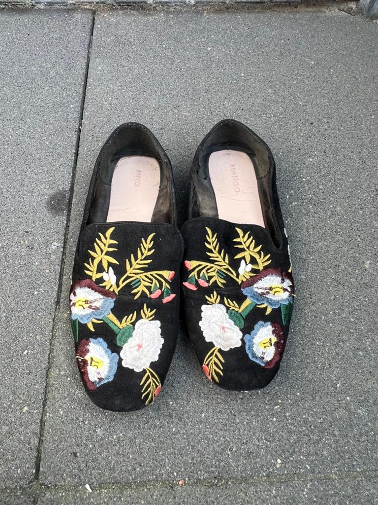 Ballerina’s instappers geborduurd maat 37, Kleding | Dames, Schoenen, Zwart, Gedragen, Ballerina's, Ophalen of Verzenden