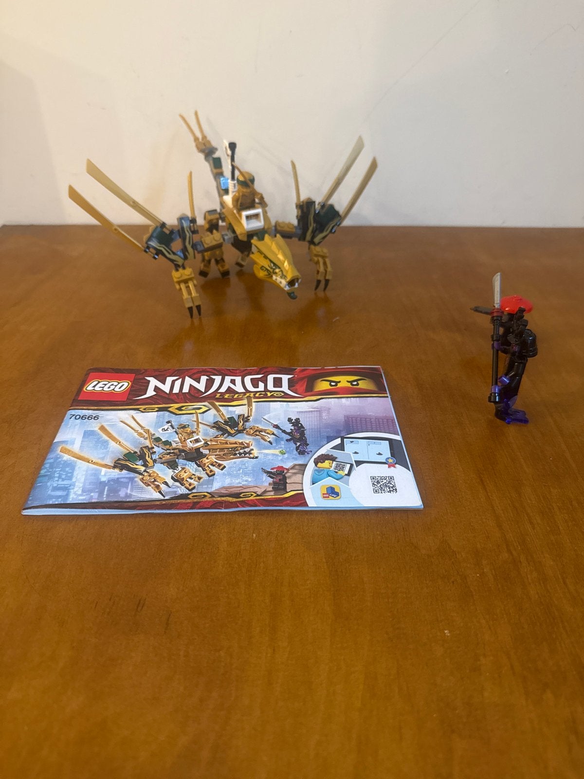 LEGO Ninjago Legacy Gouden Draak 70666 met minifiguren, Ophalen of Verzenden, Zo goed als nieuw, Overige merken