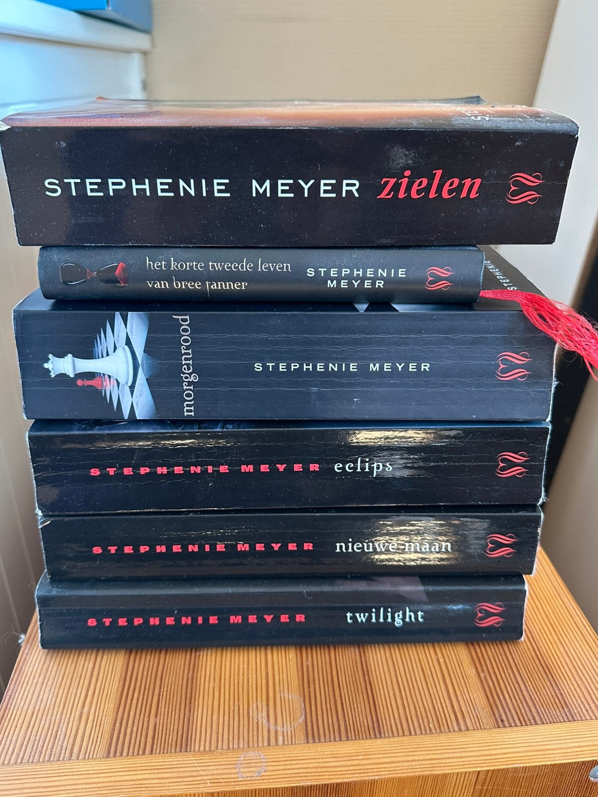 Twilight serie van Stephanie Meyer, Ophalen of Verzenden, Gelezen