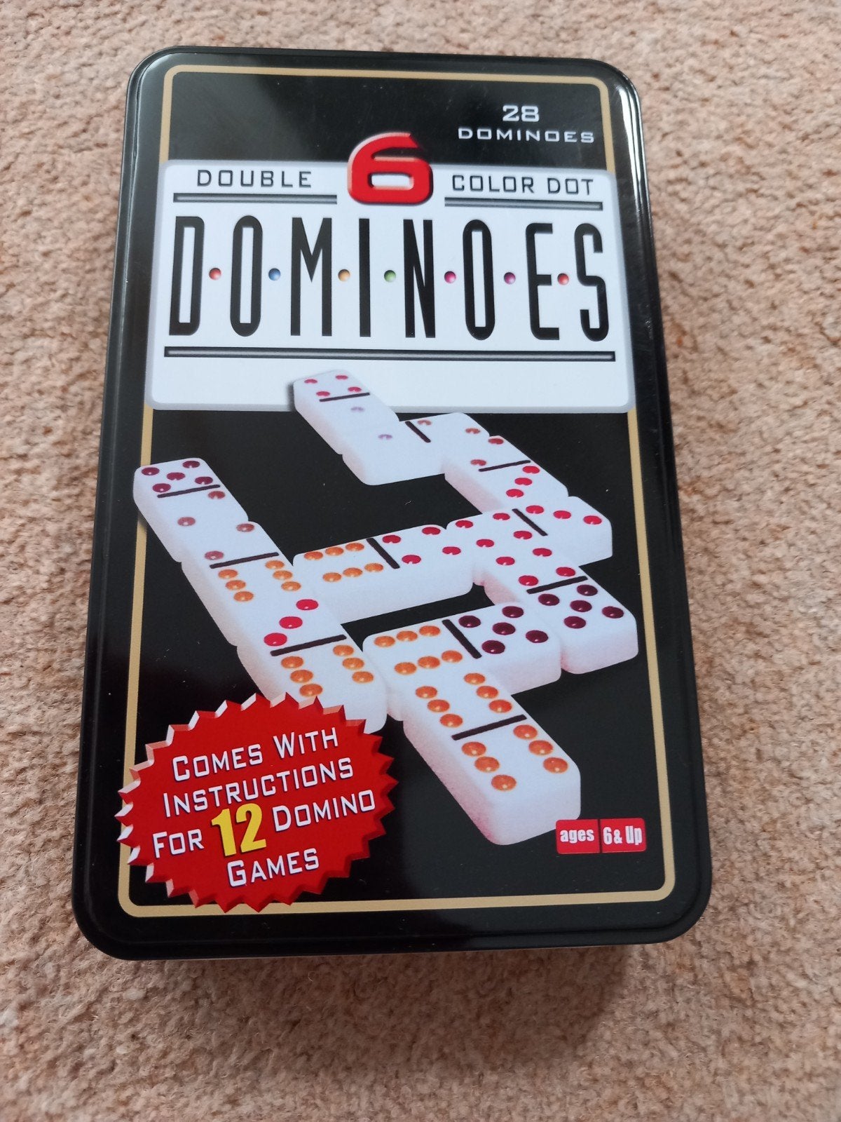 Double 6 Color Dot Dominos - 28 Dominostenen in blik, Een of twee spelers, Ophalen of Verzenden, Zo goed als nieuw, Reisspel