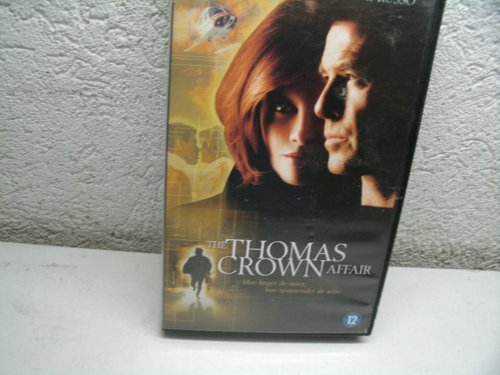 vhs 165b thomas crown affair, Alle leeftijden, Ophalen of Verzenden, Zo goed als nieuw, Actie en Avontuur