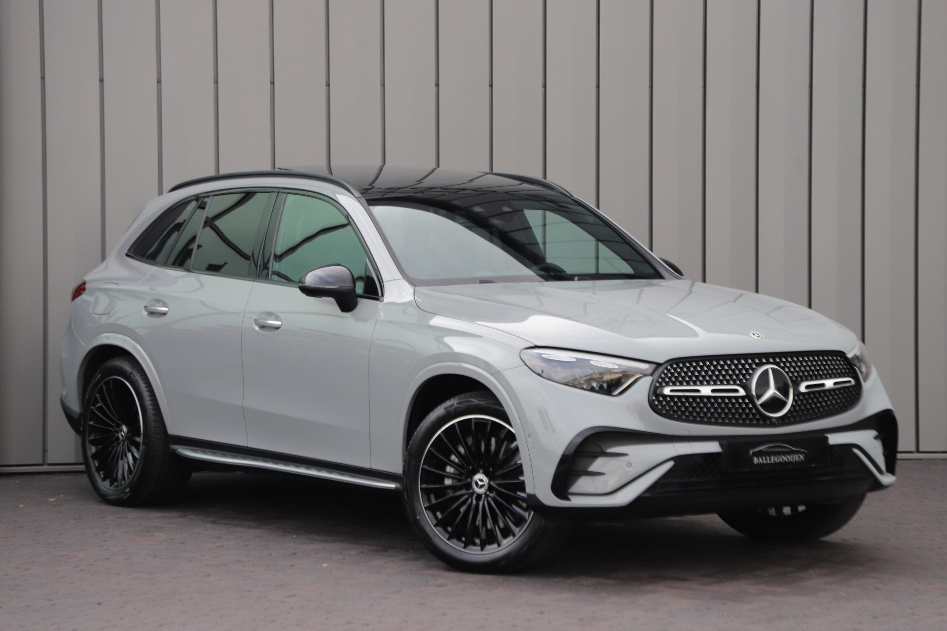 Mercedes-Benz GLC 400e AMG 4-Matic | 381PK | Massage | Lucht, Automaat, Gebruikt, Zwart, Vierwielaandrijving