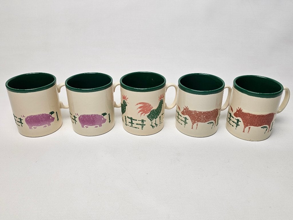 # 5 mokken met varken, kip en koe, Gebruikt, Overige stijlen, Aardewerk, Mok