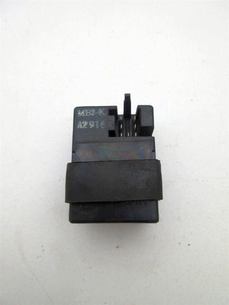 Honda CBX750 relais CBX 750 relay CBX750F CBX750F2 RC17 F2 F, Ophalen of Verzenden, Gebruikt