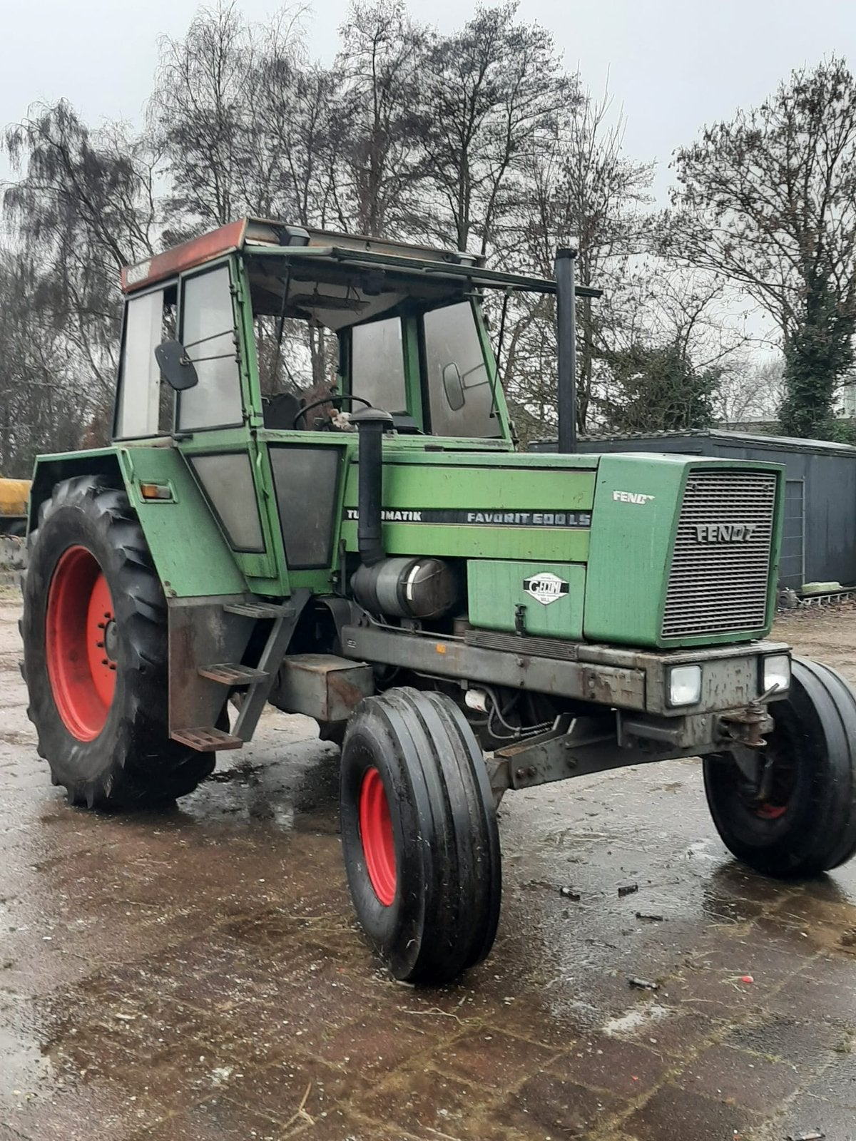 Fendt 600 Ls favorit turbomatik, Ophalen, Tractor en Landbouw