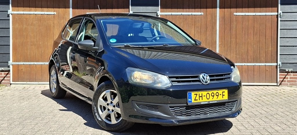 Volkswagen Polo 1.2 Easyline | Airco | 4 seizoenenbanden | 5, Euro 5, 60 pk, 1198 cc, Zwart
