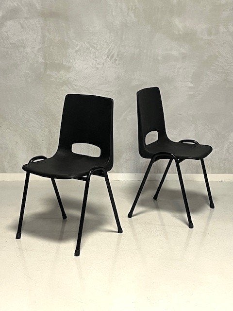 Retro kantinestoelen nieuw eettafelstoelen zwart prijs p/st, ., Zwart, Vintage, Nieuw