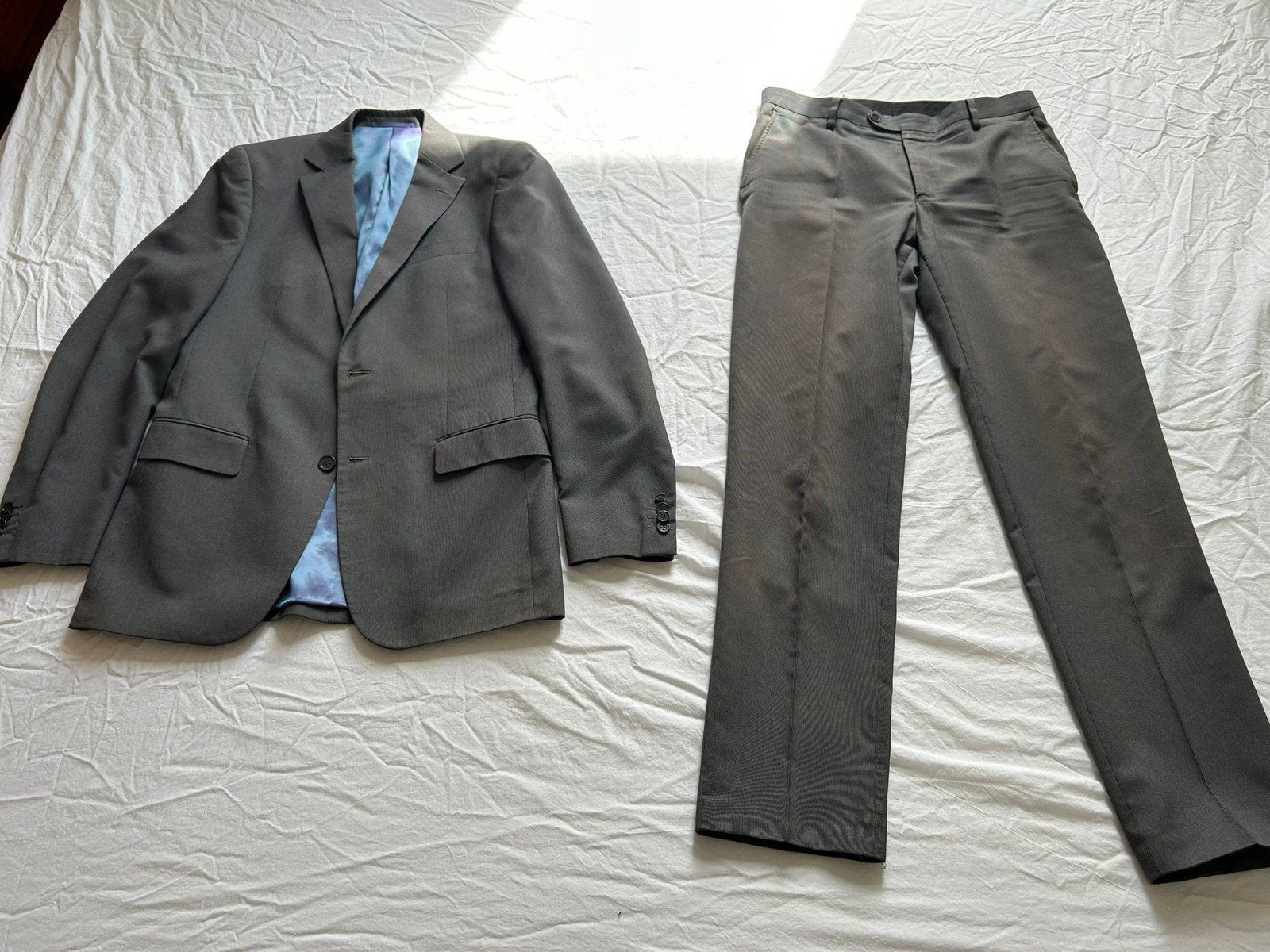 Stijlvol Grijs Herenpak - Maat L (52) voor slanke lange man, Kleding | Heren, Maat 52/54 (L), Ligne Romaine / Zoomers, Ophalen of Verzenden