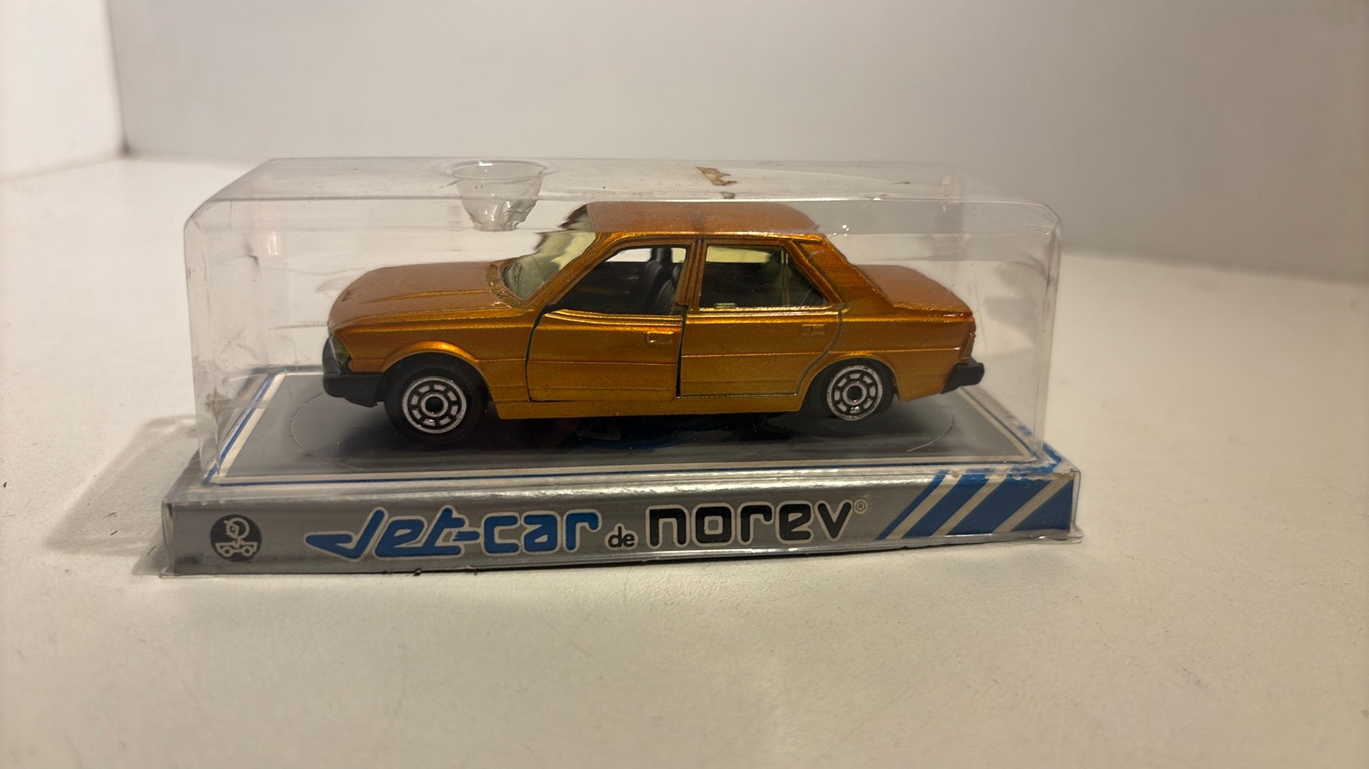 Peugeot 305 norev 1.43, Hobby en Vrije tijd, Auto, Norev, Ophalen of Verzenden, A