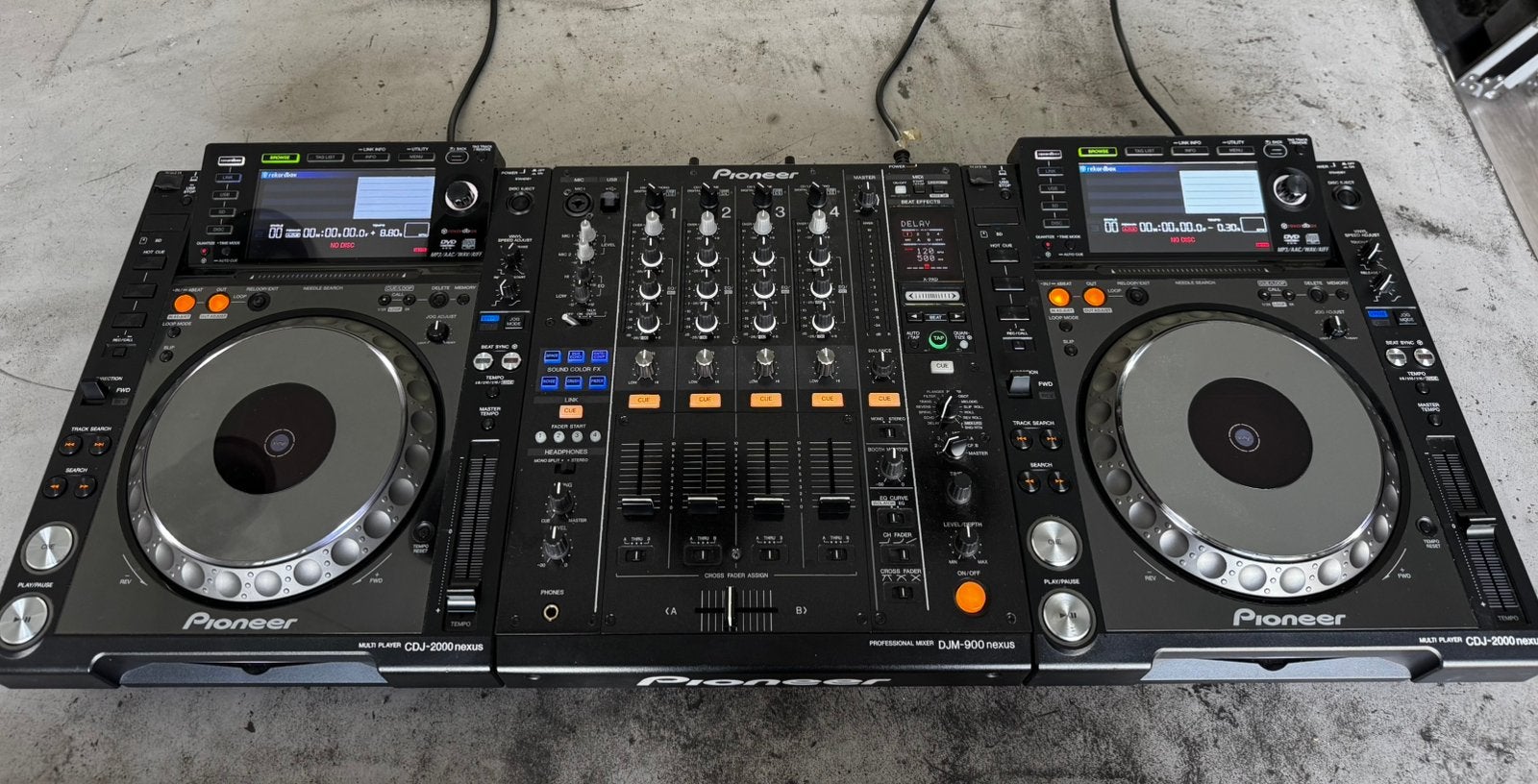 Complete Pioneer DJ-set CDJ-2000 Nxs DJM-900 Nxs Flightcases, Muziek en Instrumenten, Dj-sets en Draaitafels, Ophalen, Gebruikt
