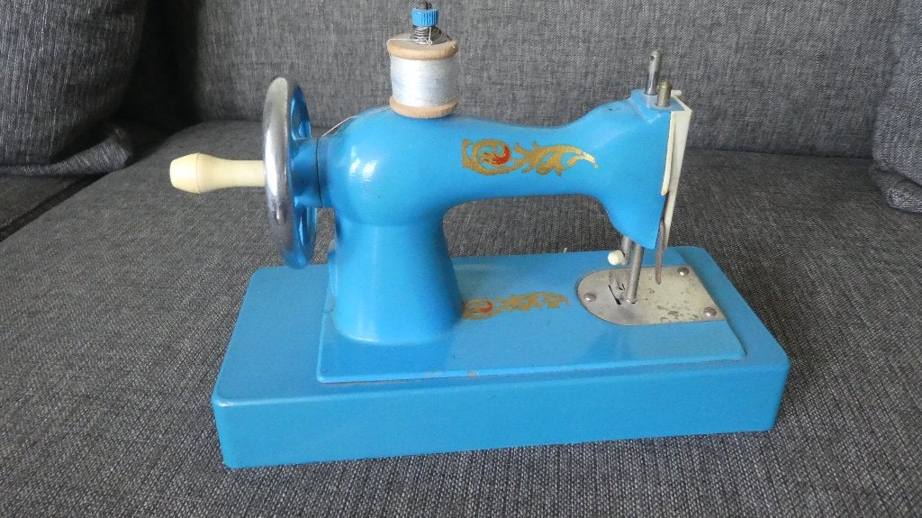 kinder naaimachine (antiek), Ophalen