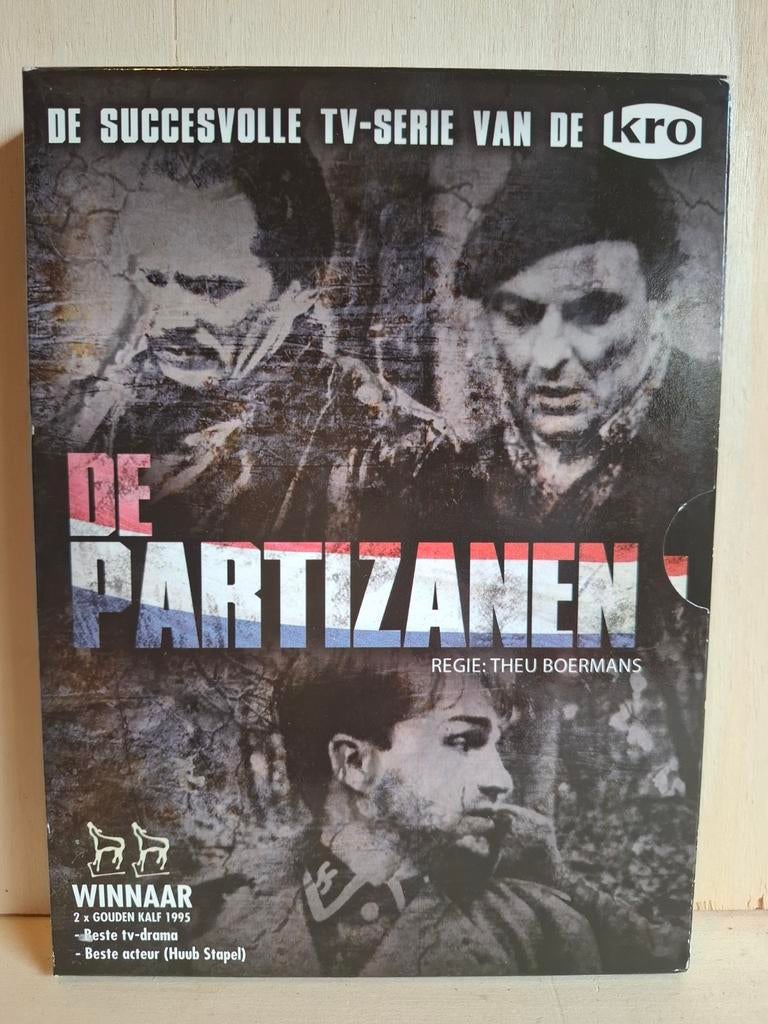 De Partizanen - Huub Stapel - Oorlog Drama - 2 DVD, Cd's en Dvd's, Dvd's | Actie, Zo goed als nieuw, Oorlog, Boxset, Vanaf 12 jaar