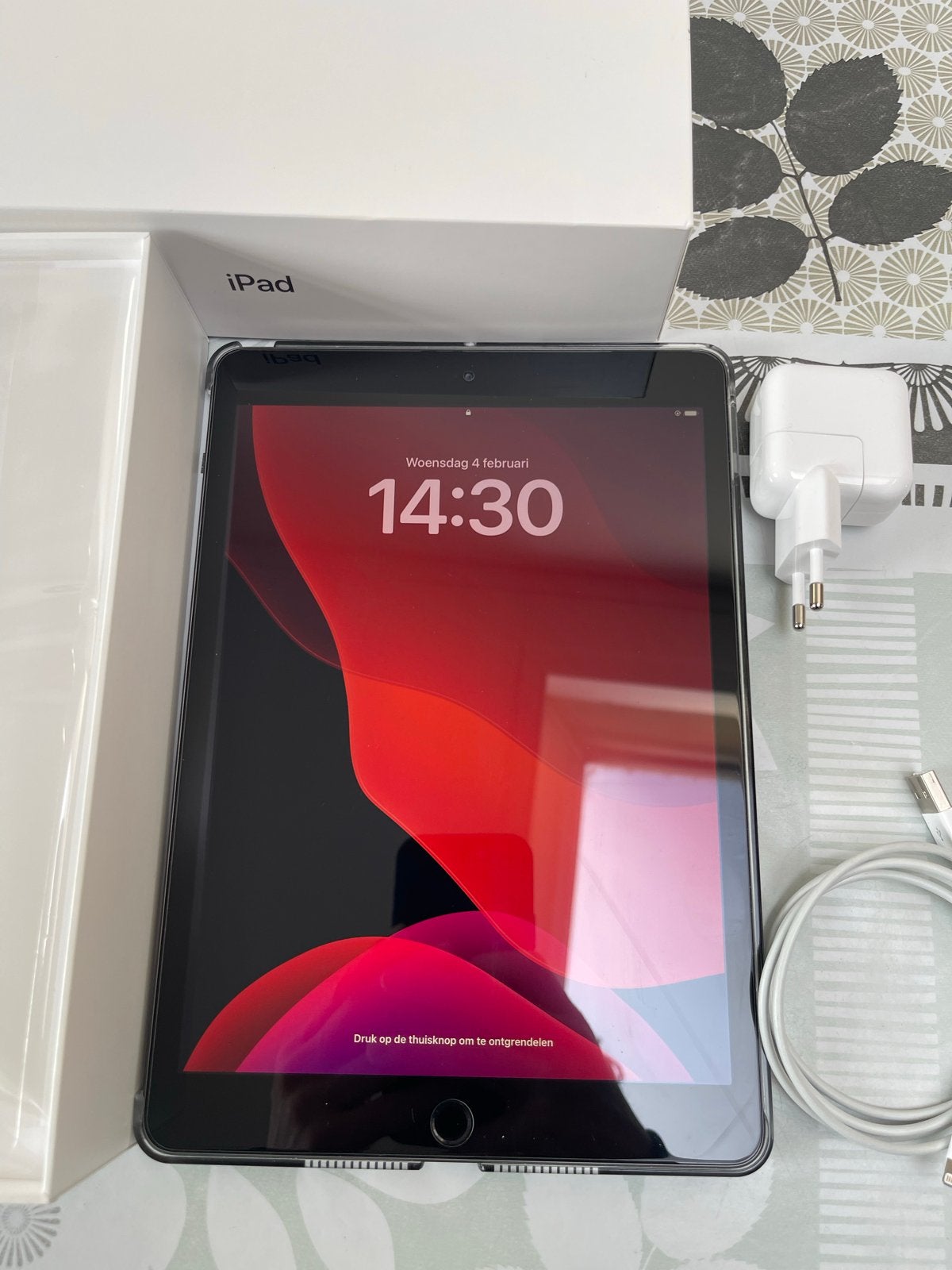 Apple iPad (7e generatie) 32GB Wi-Fi - Zo goed als nieuw