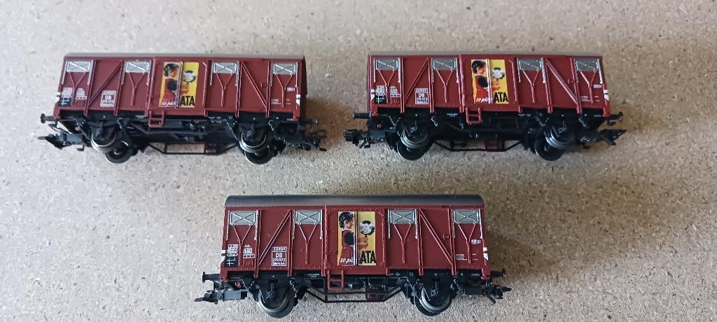 Marklin 4410: Gesloten goederenwagon ATA, Hobby en Vrije tijd, Modeltreinen | H0, Wisselstroom, Wagon, Ophalen of Verzenden, Zo goed als nieuw