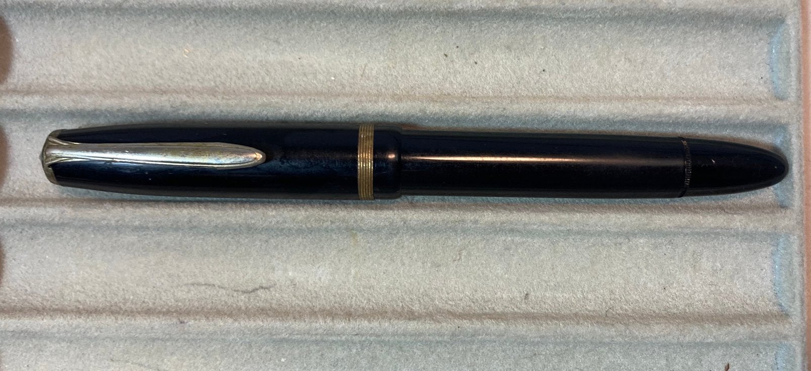 Leuke antieke zuiger vulpen, Ophalen of Verzenden, Zo goed als nieuw, Vulpen, Overige merken
