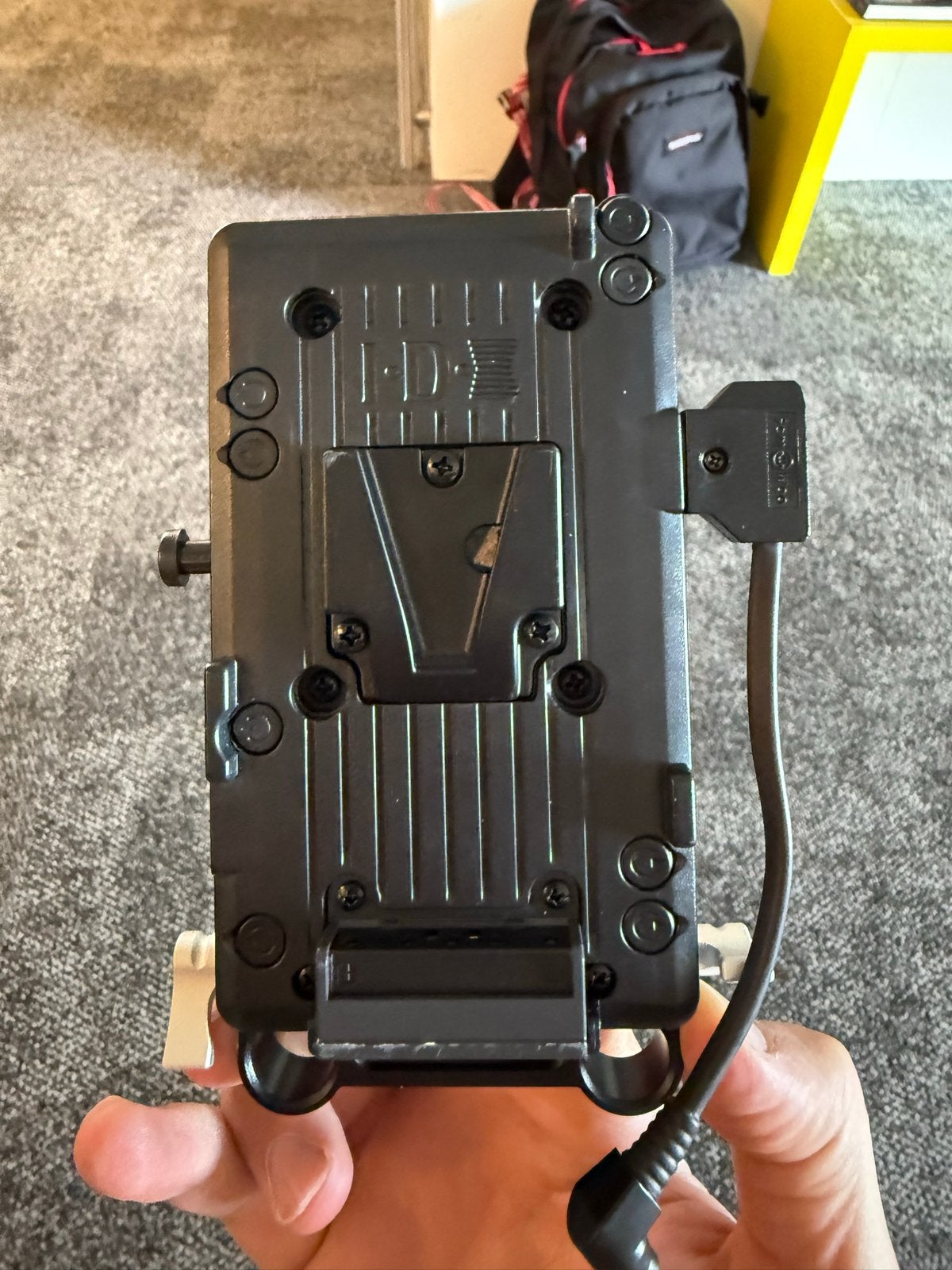 IDX V-Mount Plate D-Tap met 8Sin adapter en 15mm rail, Ophalen of Verzenden, Gebruikt, Video