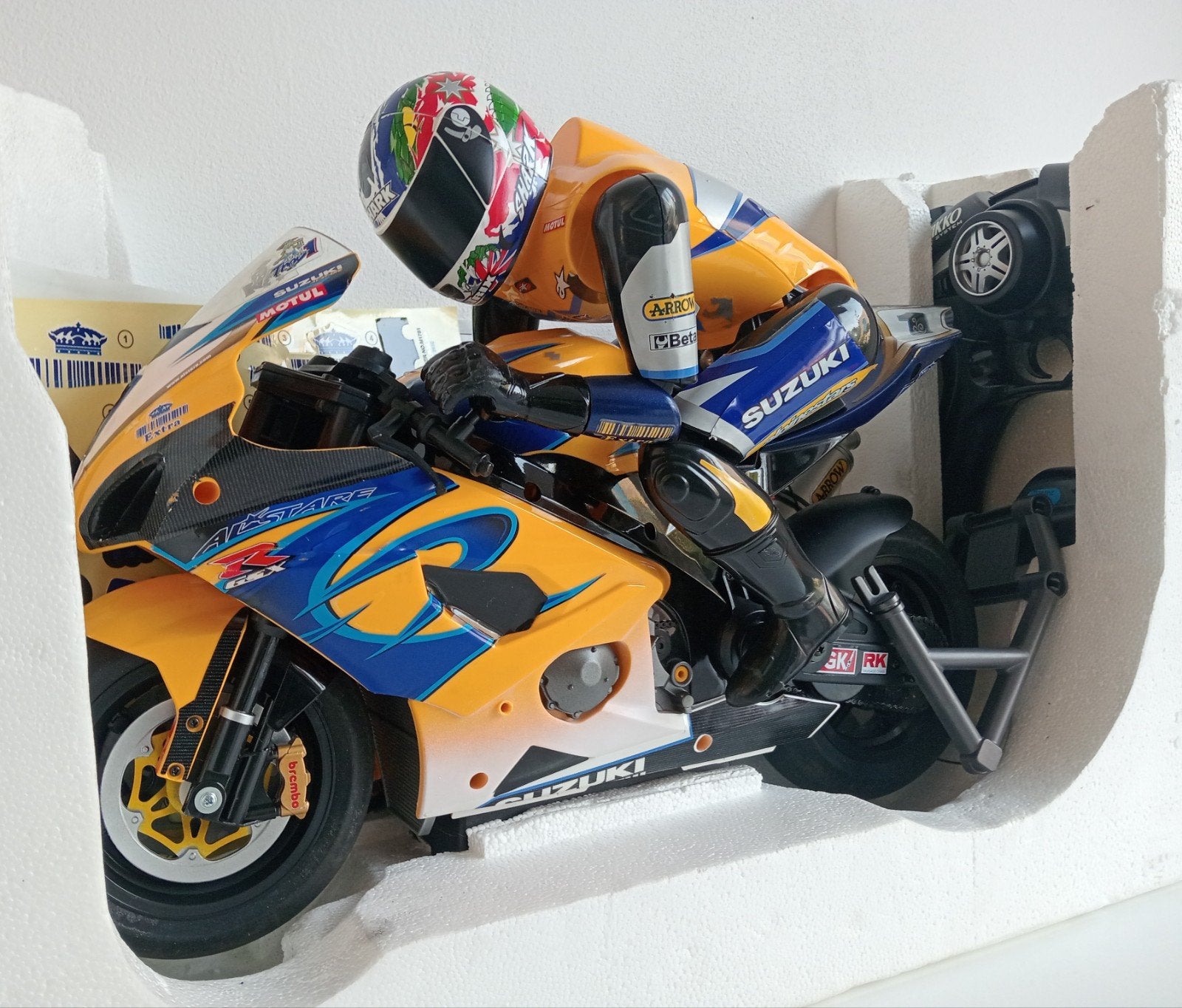 RC Nikko Suzuki racemotor Troy Corser, Ophalen of Verzenden, Zo goed als nieuw, Overige schalen, Onderdeel