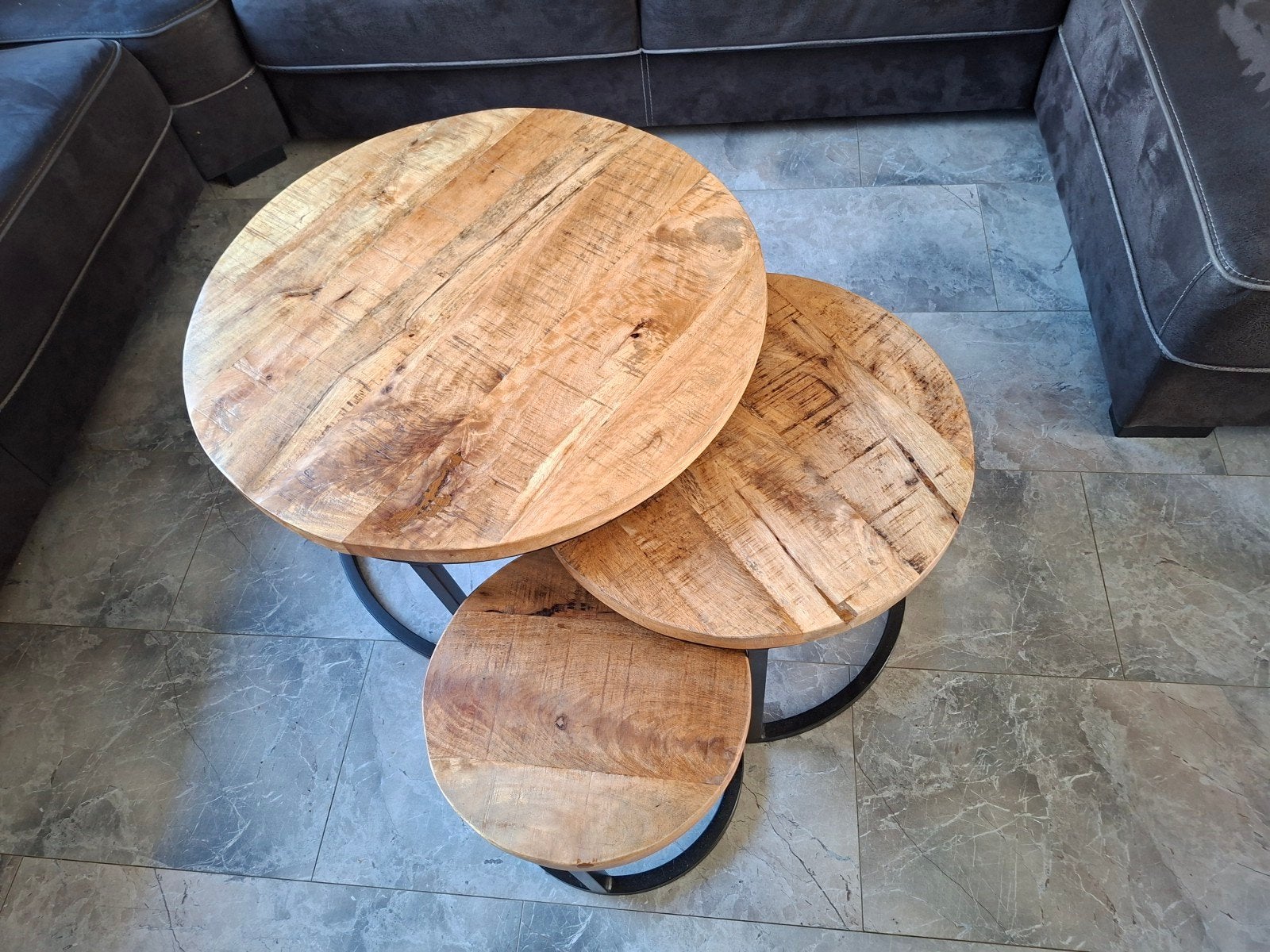 Set van 3 mango houten tafeltjes, Huis en Inrichting, Minder dan 50 cm, Gebruikt, Rond, Minder dan 50 cm