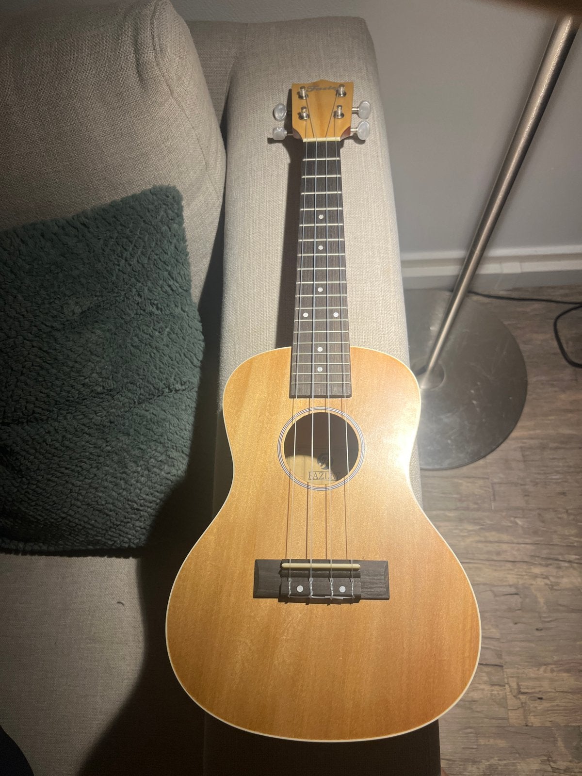 Fazley FUK118NT sopraan ukelele met gigbag, Ophalen of Verzenden, Zo goed als nieuw, Overige typen, Met koffer