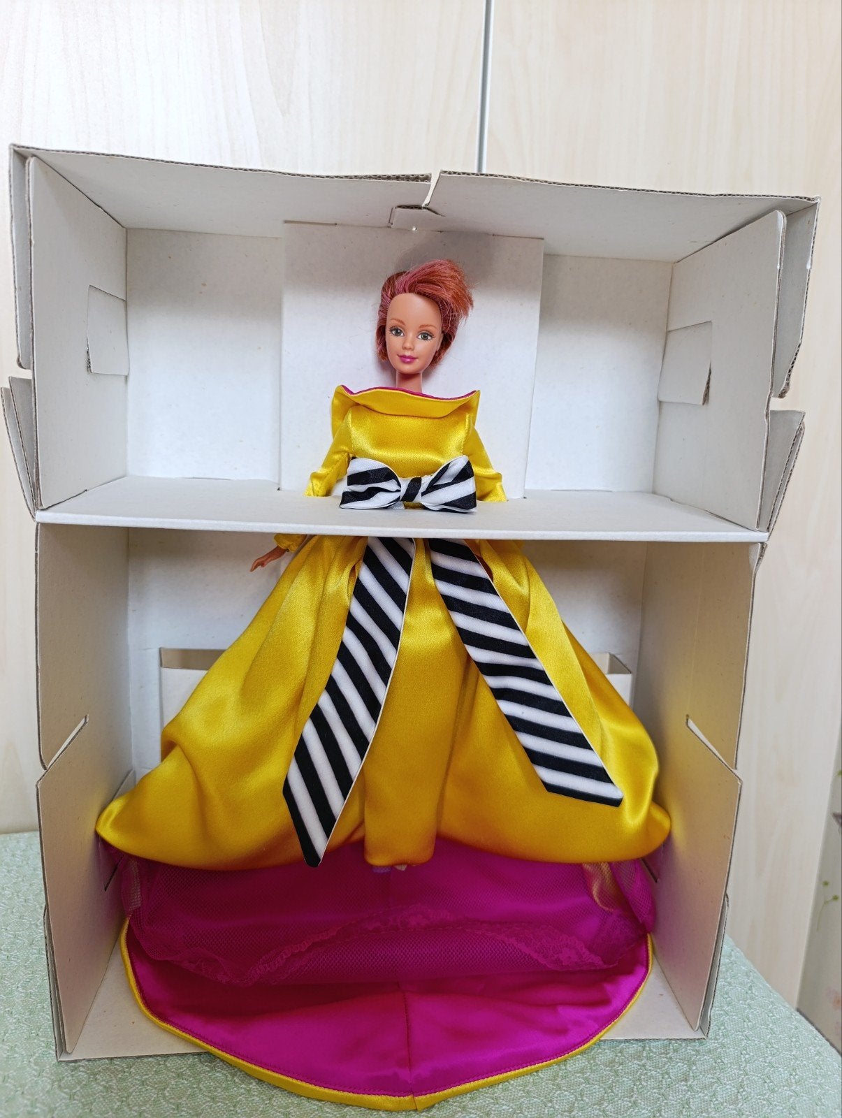 Bill Blass Barbie uit 1996 - Limited Edition, Ophalen of Verzenden