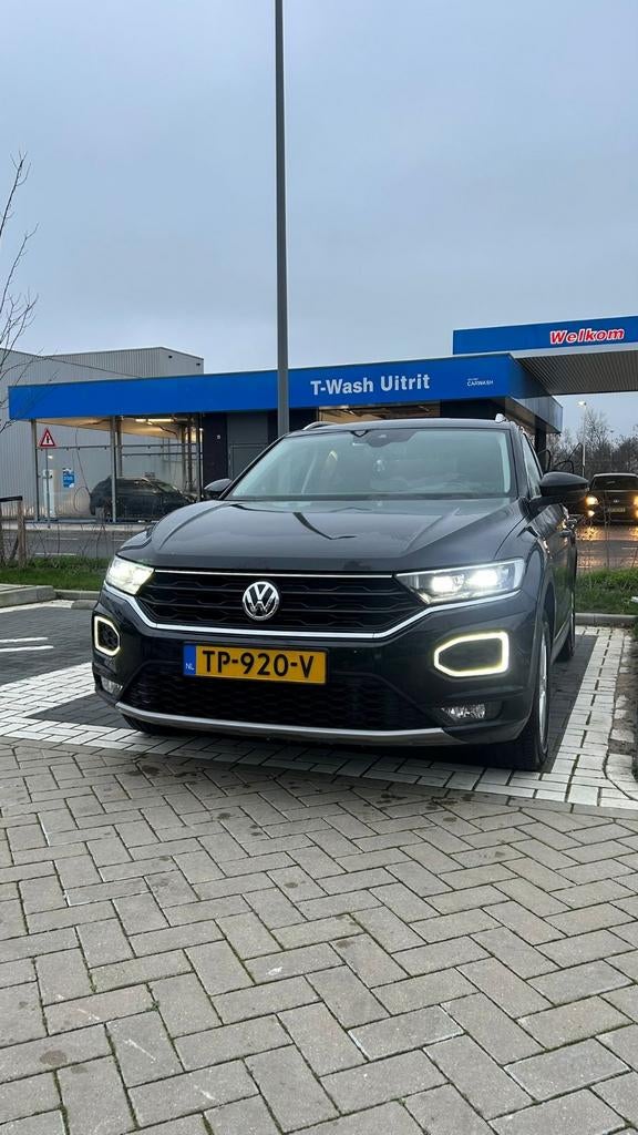 Prachtige auto te koop met weinig km., Stof, Zwart, Particulier, Airconditioning