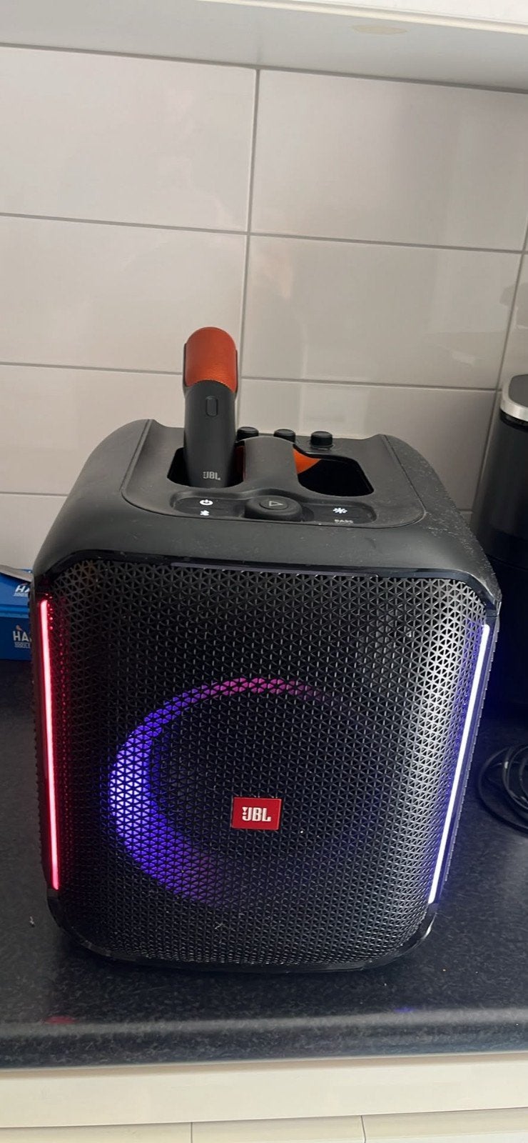 JBL PartyBox On-The-Go met microfoon, Ophalen, Zo goed als nieuw, Luidspreker(s)
