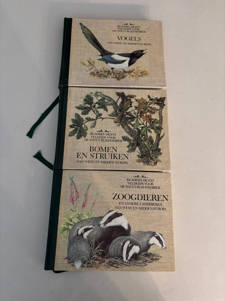 Readers digest natuurgidsen set zoogdieren bomen vogels!, Boeken, Natuur, Ophalen of Verzenden, Zo goed als nieuw, Natuur algemeen