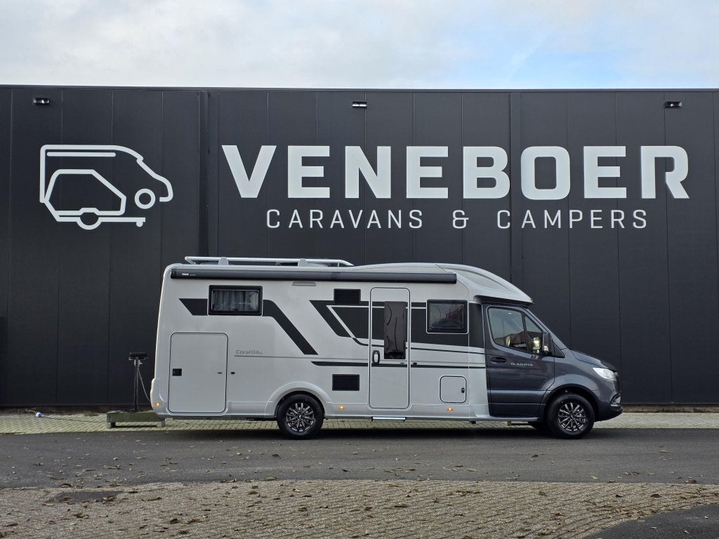 Adria Coral Supreme MB 670 DL, Automaat, 7 tot 8 meter, Bedrijf, Diesel