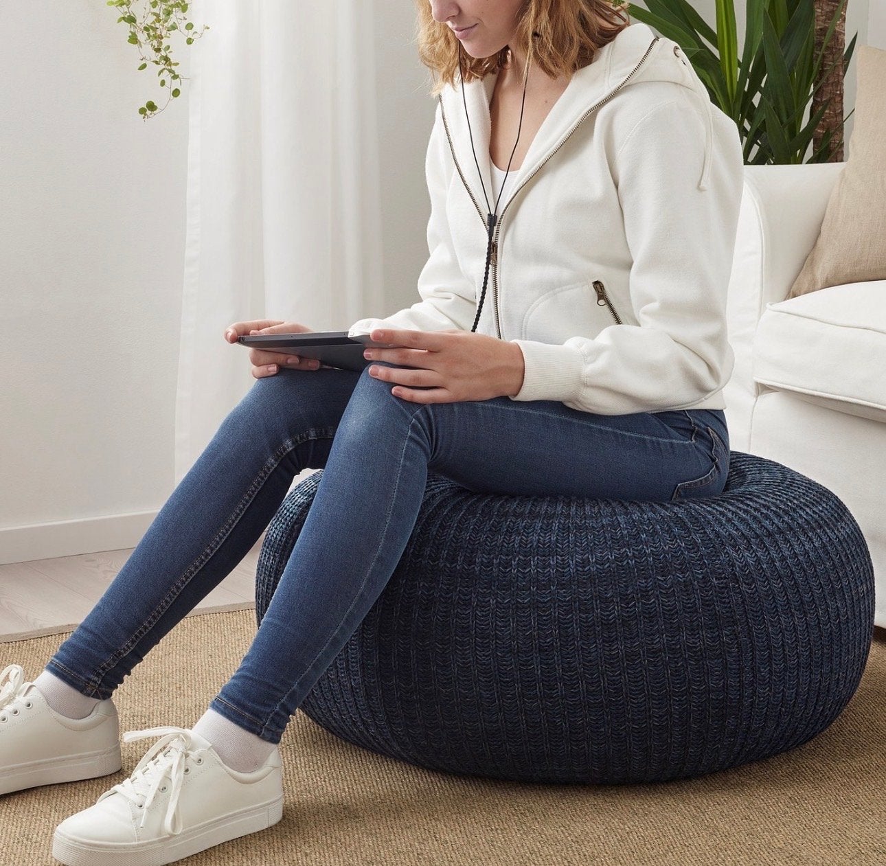Ikea SANDARED Poef donkerblauw 71cm, Ophalen, Gebruikt, Rond, Minder dan 50 cm