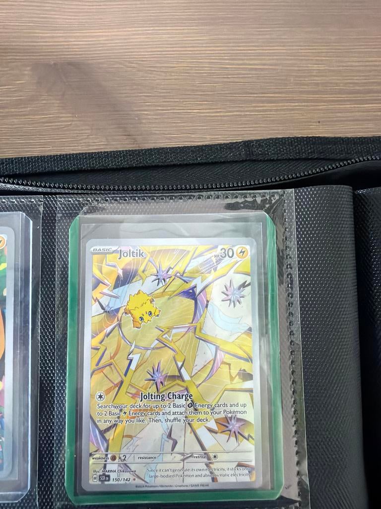 Joltik 150/142 Pokemon Kaart - Sun & Moon Cosmic Eclipse, Ophalen of Verzenden, Zo goed als nieuw, Losse kaart