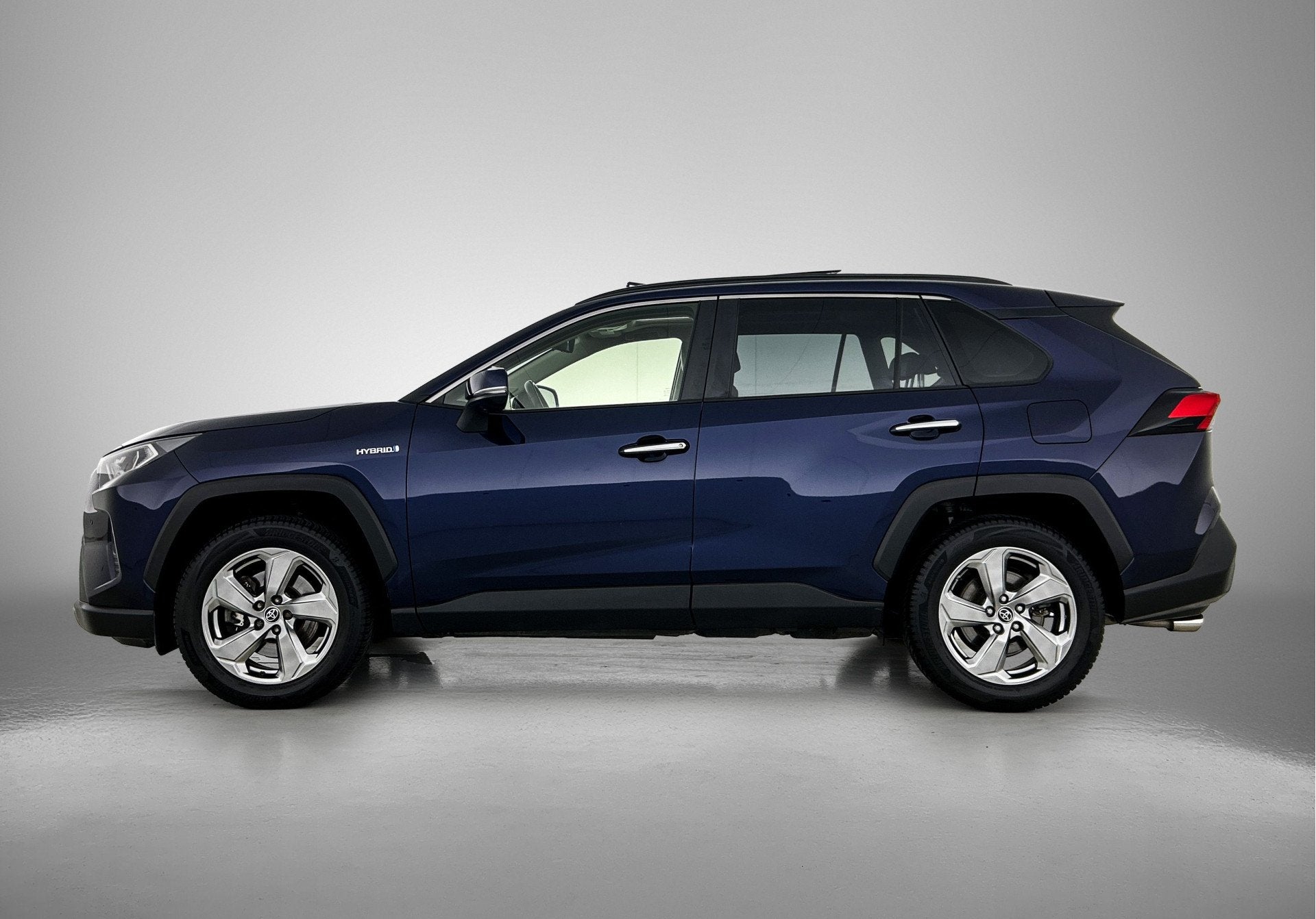 Toyota RAV4 2.5 Hybrid Executive | Panorama schuif/kantel da, Gebruikt, 4 cilinders, Blauw, Bedrijf