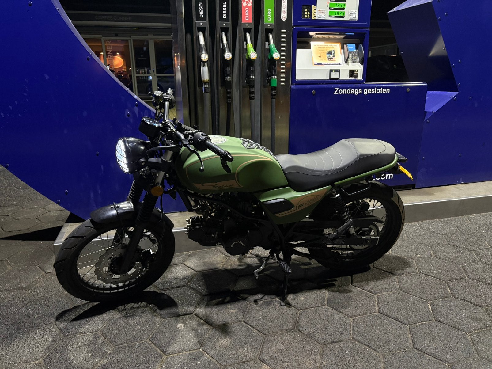 Killerbee F66 te koop of te ruil, Ophalen, Maximaal 45 km/u, Nieuw, 4 versnellingen