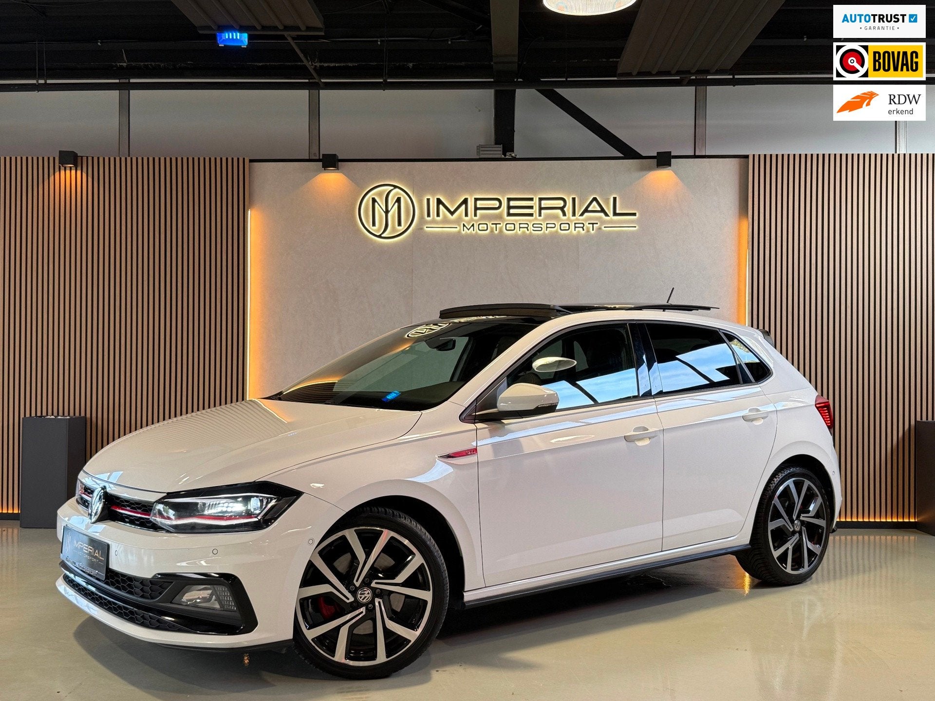 Volkswagen Polo 2.0 TSI GTI |PANO|ACC|CAM|BEATS, Stof, Gebruikt, 4 cilinders, 1984 cc