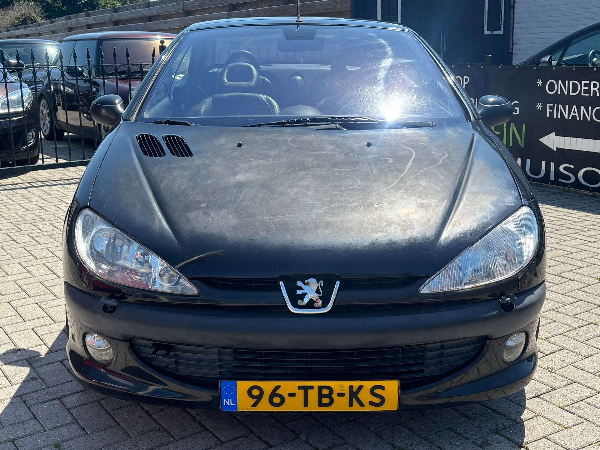 Peugeot 206 CC 2.0-16V recent gekeurd rijdend na de keuring, Auto's, Peugeot, 136 pk, Gebruikt, 4 cilinders, Cabriolet