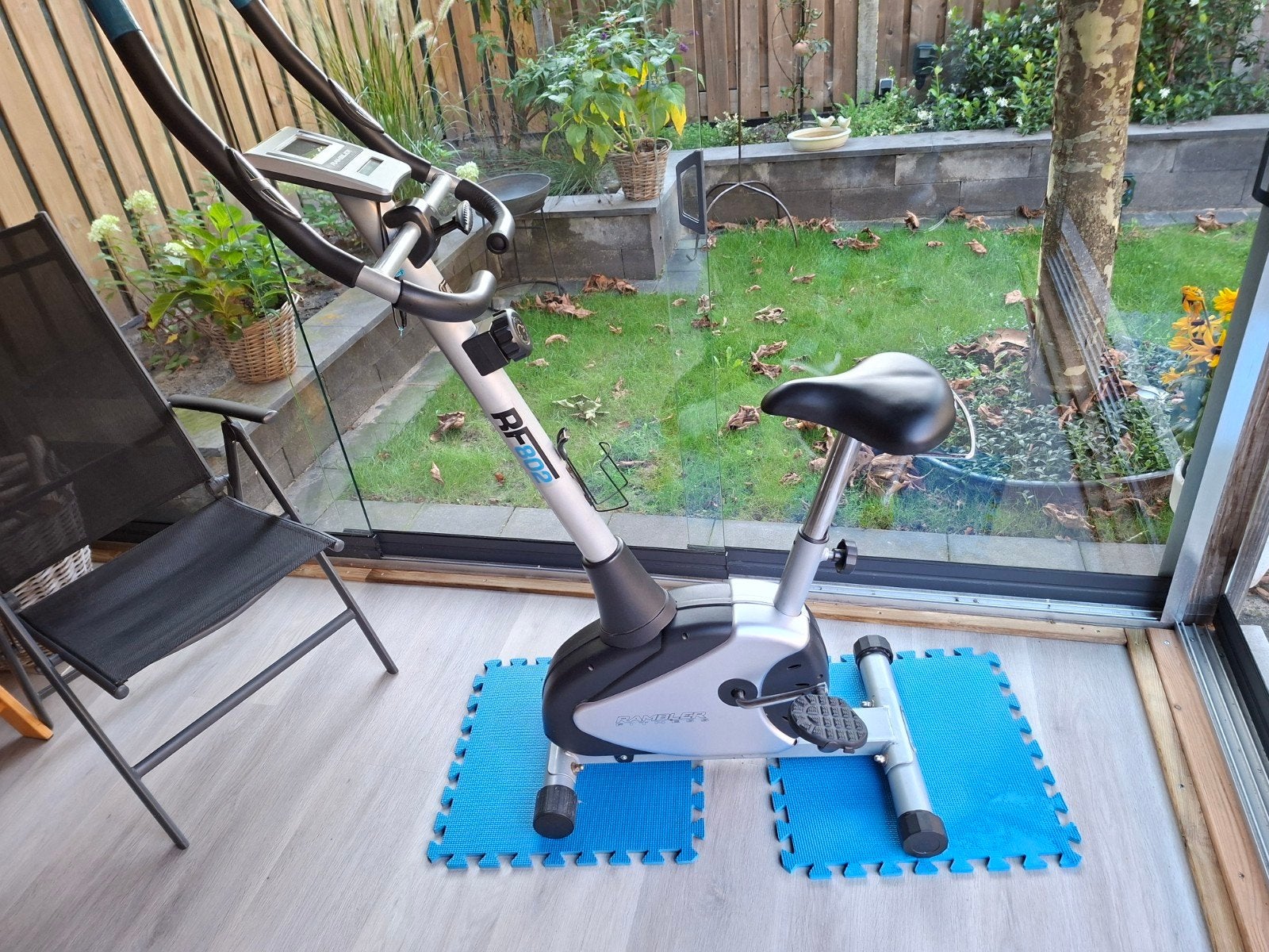 home trainer, Sport en Fitness, Fitnessapparatuur, Ophalen, Gebruikt, Metaal, Benen