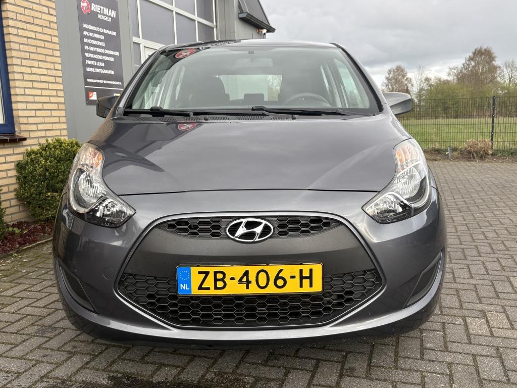 Hyundai ix20 1.4i i-Drive TREKHAAK-1E EIGENAAR-KETTING, Auto's, Hyundai, Gebruikt, Euro 6, 4 cilinders, 1396 cc