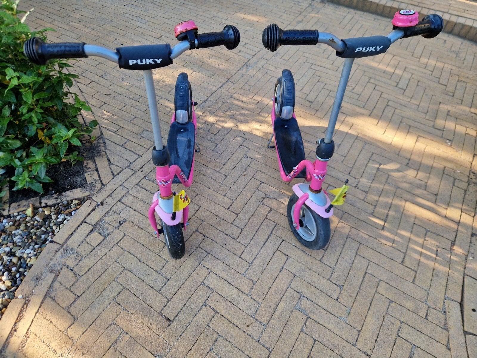 Twee Puky steps roze voor kinderen., Fietsen en Brommers, Ophalen, Gebruikt, Gewone step, Puky