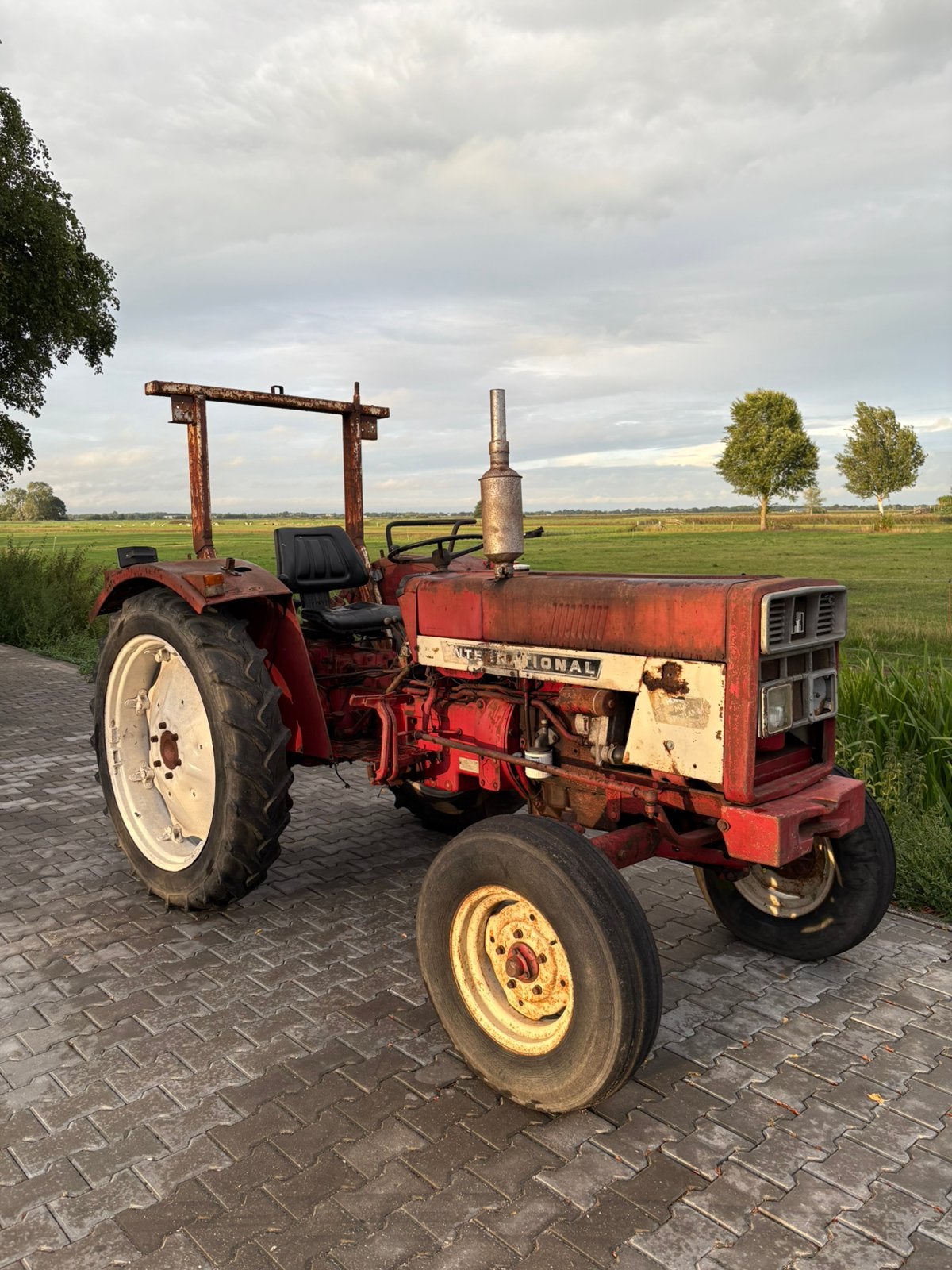 International 383, Zakelijke goederen, Agrarisch | Tractoren, Ophalen, Gebruikt, Tot 80 Pk, Case IH