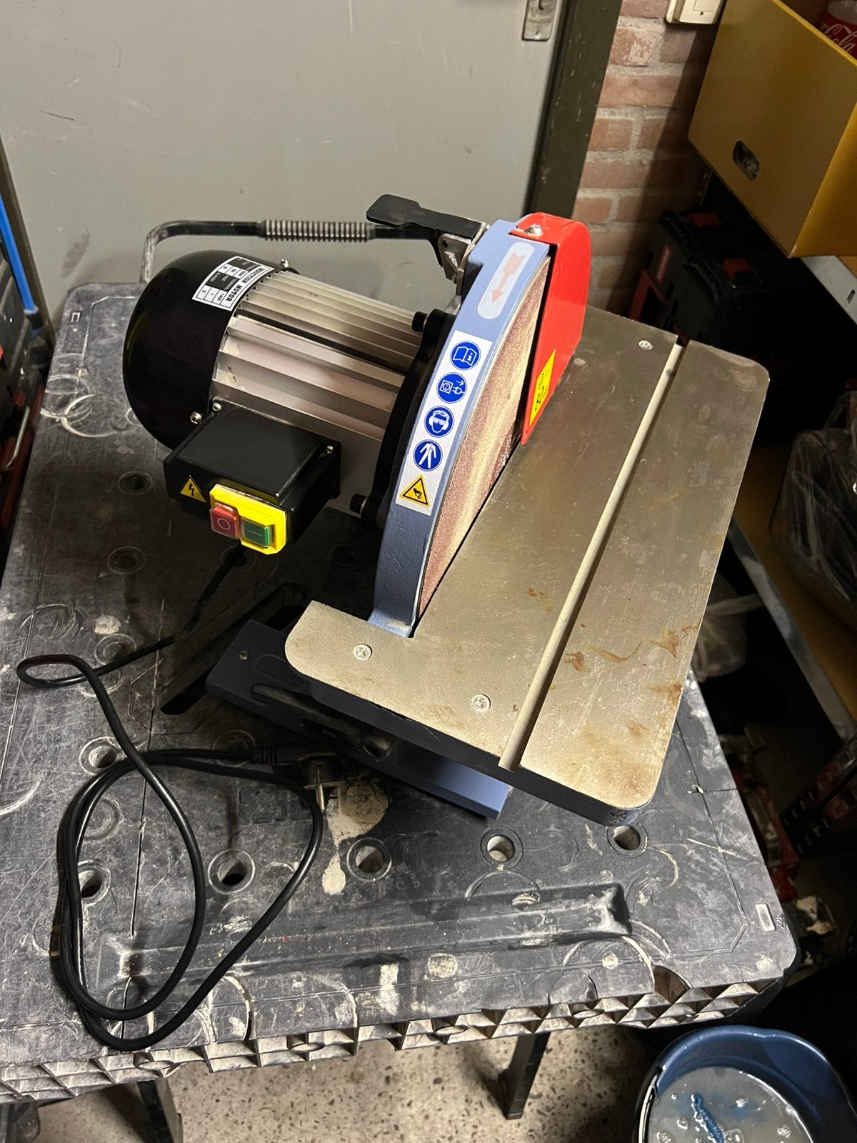 HBM 300 Schijfschuurmachine 550W - 300mm - Bouwjaar 2022, Ophalen, Gebruikt, 70 mm of meer, Overige typen