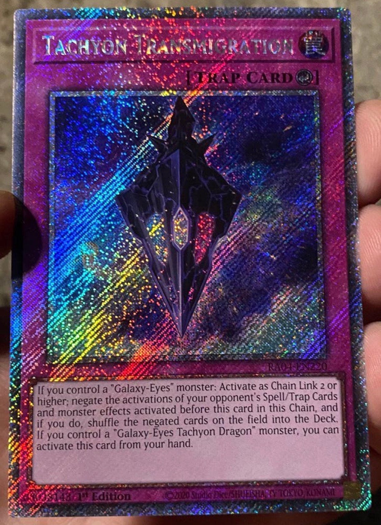 Yu-Gi-Oh! Tachyon Transmigration RA04 1st Edition !, Ophalen of Verzenden, Zo goed als nieuw, Losse kaart, Foil